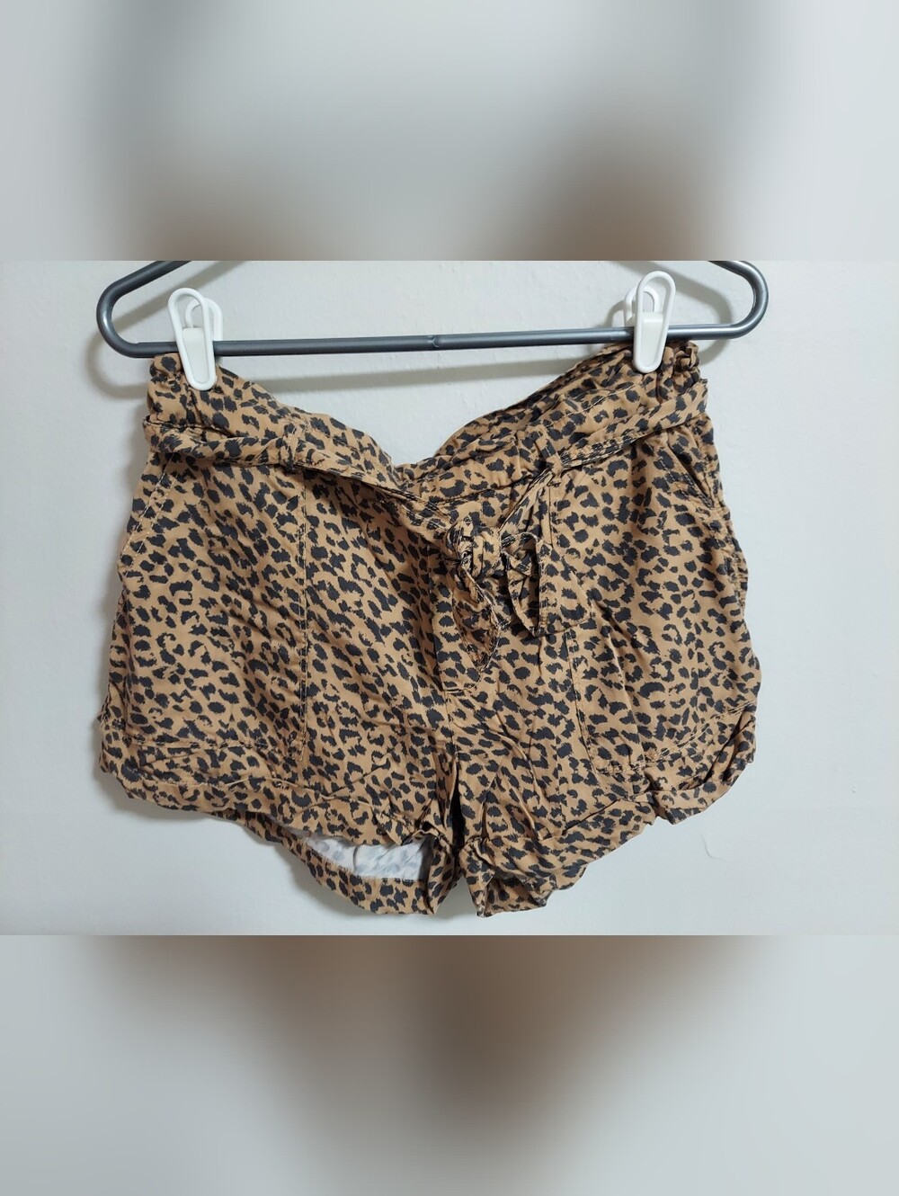 American Eagle Outfitters Leopard Print Paperbag Waist Shorts - Tan & Black
